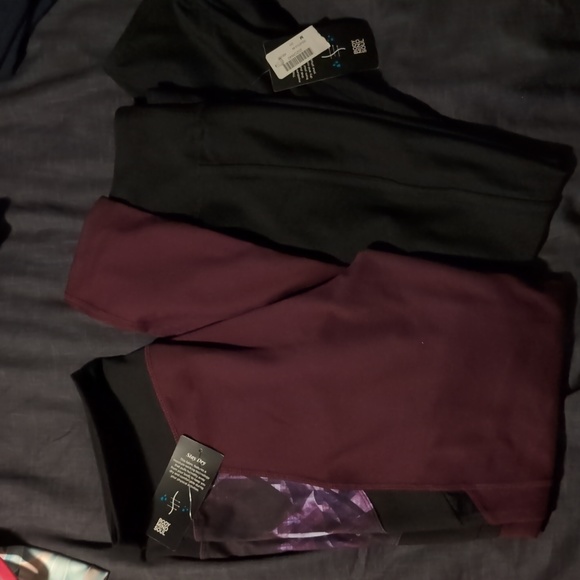 NWT 2 PAIRS La Vie En Rose Aqua LEGGINGS - Picture 1 of 5